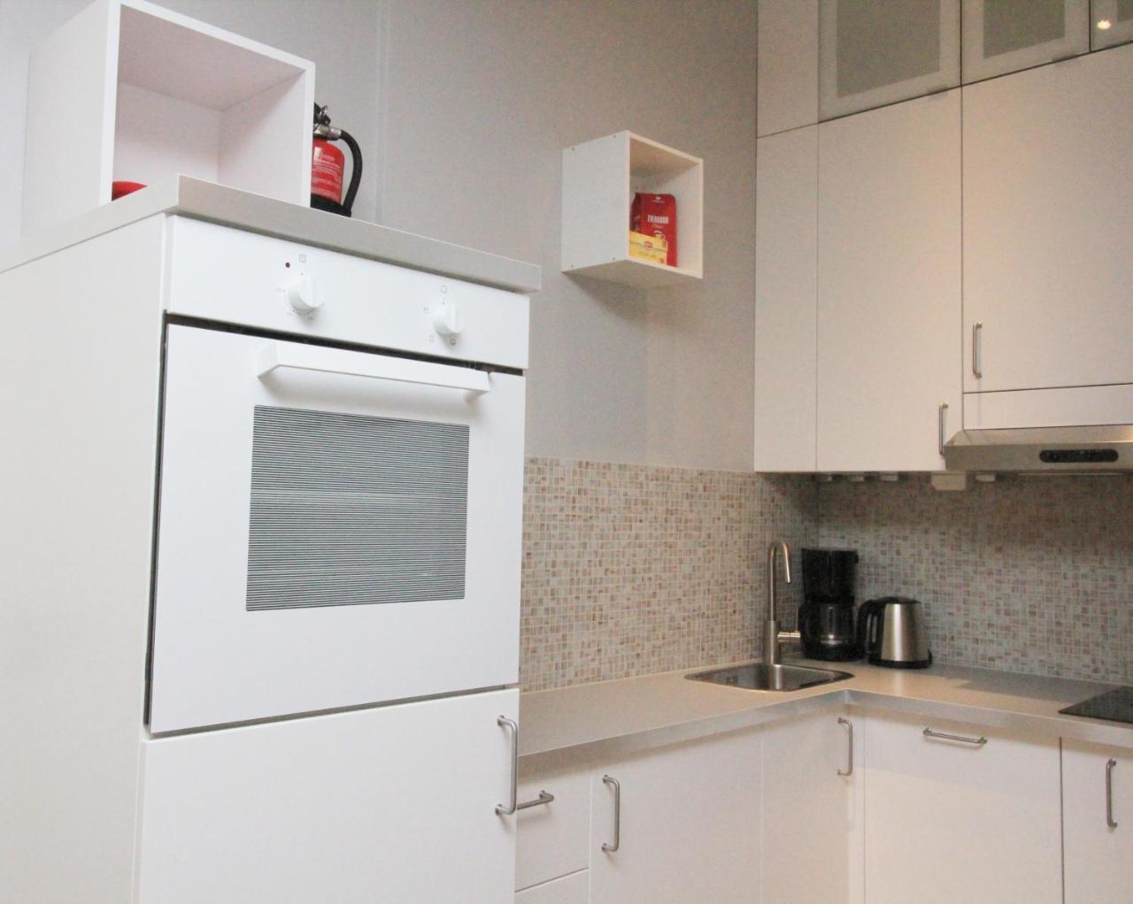 Nordic Host - City Center 2 Bed / 2 Bath - Skippergata - 3 Minutes From Station Oslo Bagian luar foto